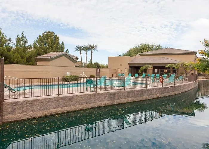 Gated Ocotillo Townhouse With Heated Pool, Spa, Bbq *