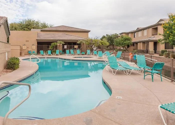 Gated Ocotillo Townhouse With Heated Pool, Spa, Bbq Chandler