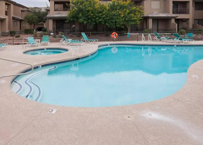 Gated Ocotillo Townhouse With Heated Pool, Spa, Bbq * Chandler