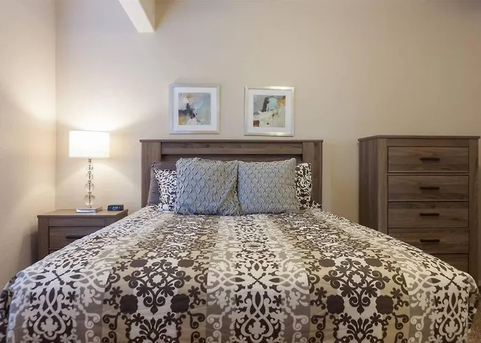 Gated Ocotillo Townhouse With Heated Pool, Spa, Bbq Holiday home