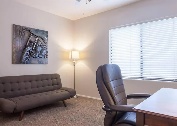 Gated Ocotillo Townhouse With Heated Pool, Spa, Bbq Chandler