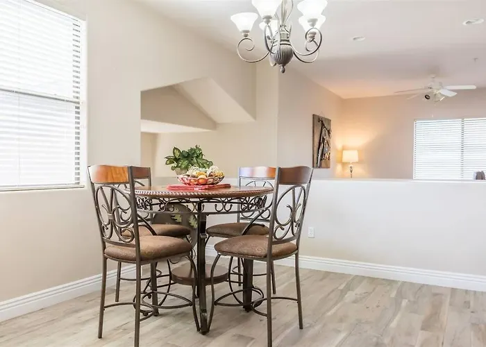 Gated Ocotillo Townhouse With Heated Pool, Spa, Bbq *