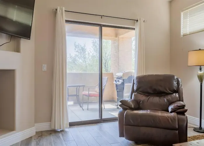 Gated Ocotillo Townhouse With Heated Pool, Spa, Bbq * Chandler