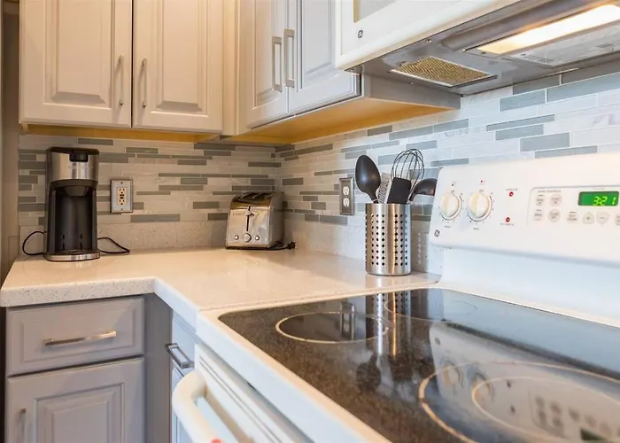 Gated Ocotillo Townhouse With Heated Pool, Spa, Bbq